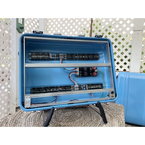 画像10: BPNYC ZERO Halliburton Eurorack Modular Travel Case 7U 82hp Azure 売却済 (10)