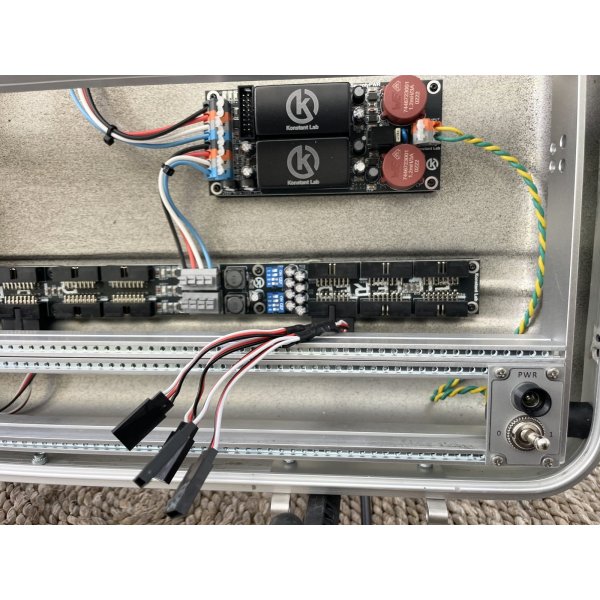 画像13: BPNYC ZERO Halliburton Eurorack Modular Travel Case 7U 82hp Black textured (13)