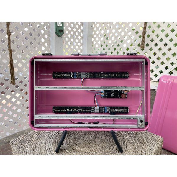 画像11: BPNYC ZERO Halliburton Eurorack Modular Travel Case 7U 96hp Bubblegum 売却済 (11)