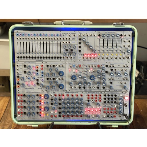 画像16: Buchla Tiptop 200t series with BPNYC ZERO Halliburton Eurorack Modular Travel Case 9U Seafoam Green #2　売却済 (16)