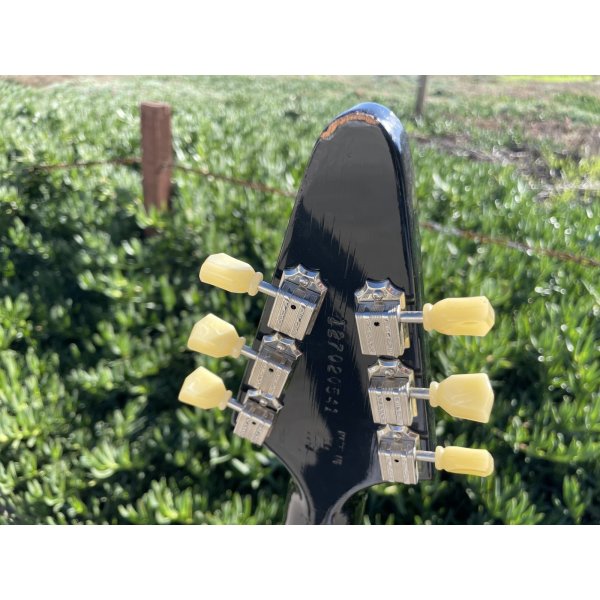 画像8: 2012 Gibson Flying V ’67 Reissue BLACK ON BLACK　売却済 (8)