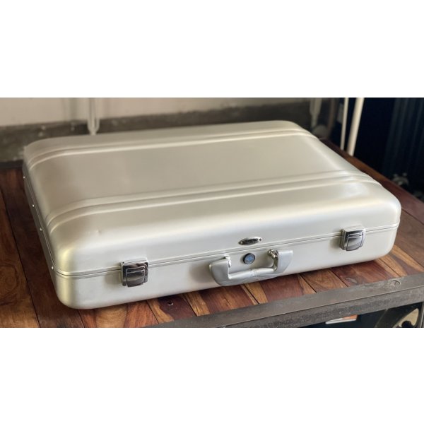 画像8: BPNYC ZERO Centurion Elite Eurorack Modular Travel Case 9U 122HP BIG SLIM (Rare Depth!) (8)