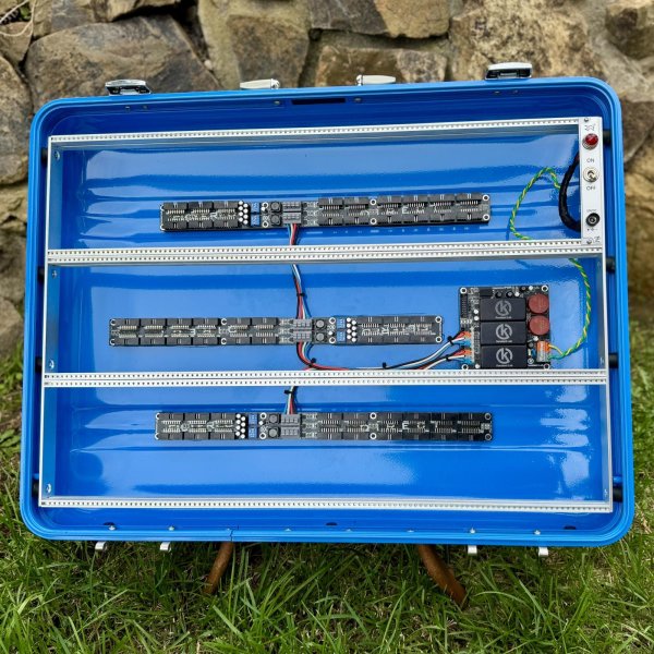 画像3: BPNYC ZERO Centurion Elite Eurorack Modular Travel Case 9U 336HP BLUE　売却済 (3)