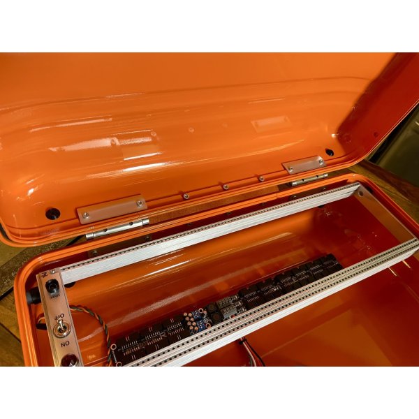 画像18: Buchla Tiptop 200t series with BPNYC ZERO Halliburton Eurorack Modular Travel Case 9U #3 ORANGE (18)