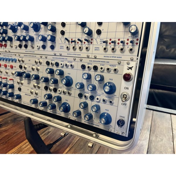 画像14: Buchla Tiptop 200t series with BPNYC ZERO Halliburton Eurorack Modular Travel Case NOS SILVER 122hp 9U (14)