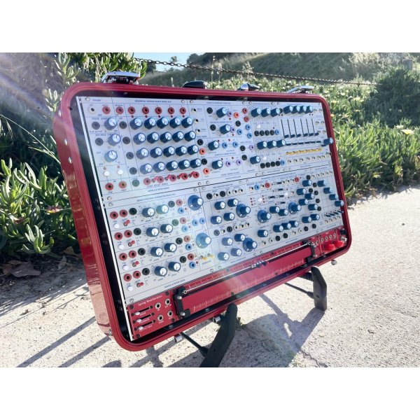 画像2: Buchla Tiptop 200t series with BPNYC ZERO Halliburton Eurorack Modular Travel Case 7U "REDRUM" (2)