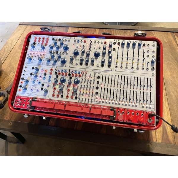 画像15: Buchla Tiptop 200t series with BPNYC ZERO Halliburton Eurorack Modular Travel Case 7U "REDRUM" #2 (15)