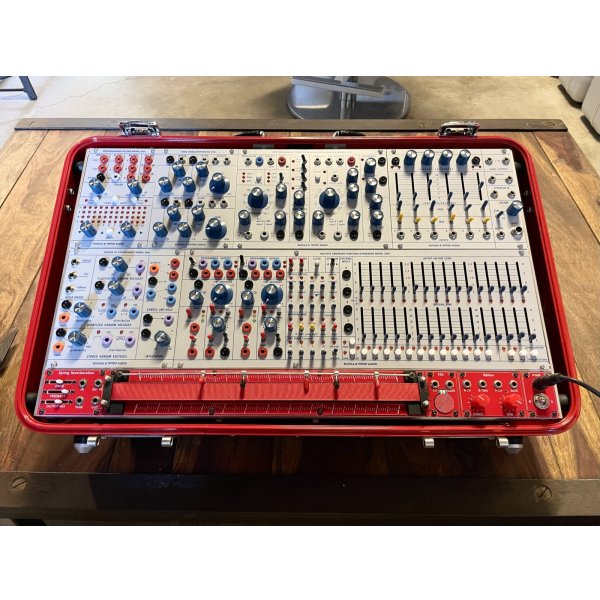 画像14: Buchla Tiptop 200t series with BPNYC ZERO Halliburton Eurorack Modular Travel Case 7U "REDRUM" #2 (14)