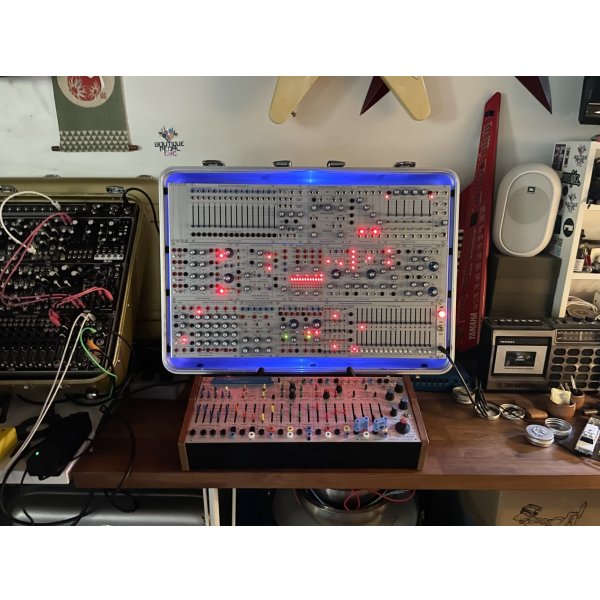 画像22: Buchla Tiptop 200t series with BPNYC ZERO Halliburton Eurorack Modular Travel Case SILVER 122hp 9U w/MARF (22)