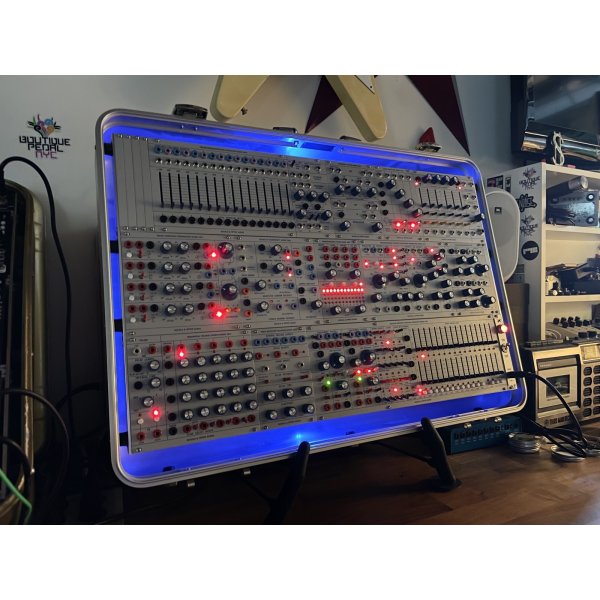 画像24: Buchla Tiptop 200t series with BPNYC ZERO Halliburton Eurorack Modular Travel Case SILVER 122hp 9U w/MARF (24)