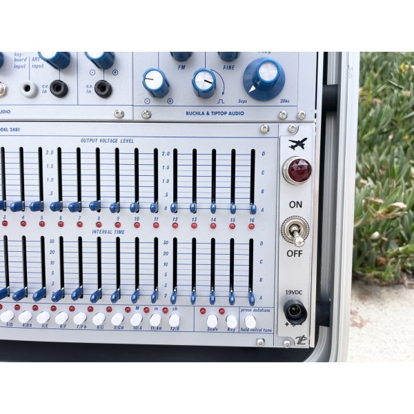 画像11: Buchla Tiptop 200t series with BPNYC ZERO Halliburton Eurorack Modular Travel Case SILVER 122hp 9U w/MARF (11)