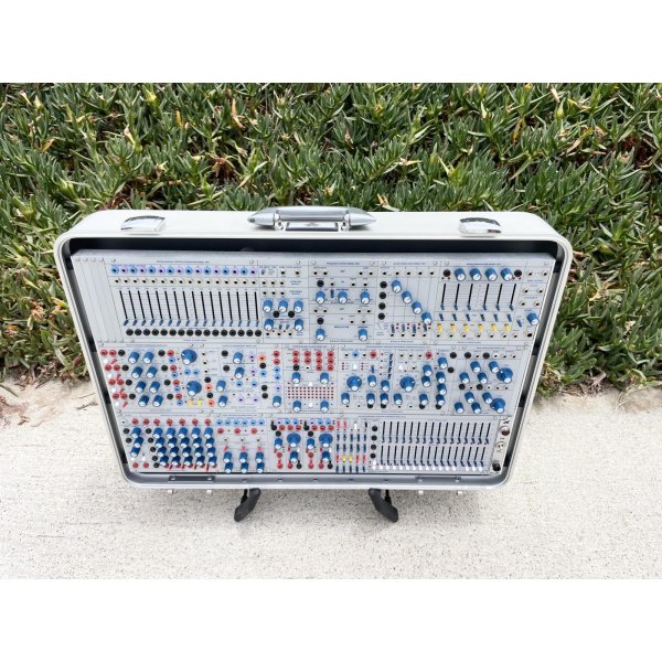 画像4: Buchla Tiptop 200t series with BPNYC ZERO Halliburton Eurorack Modular Travel Case SILVER 122hp 9U w/MARF (4)