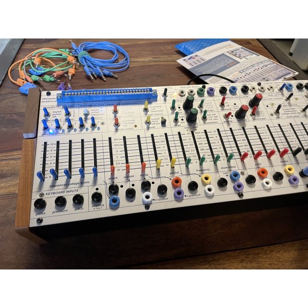 画像2: Buchla EASEL COMMAND (208C with case & MIDI) (2)