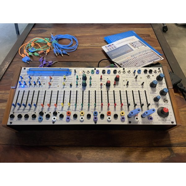 画像1: Buchla EASEL COMMAND (208C with case & MIDI) (1)