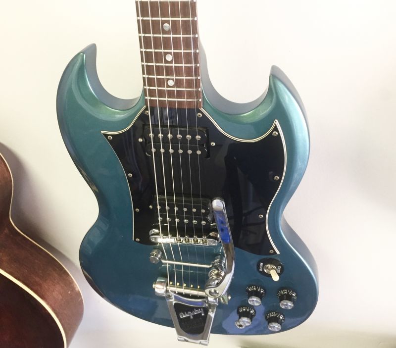 画像: 2001 Gibson SG Blue Teal “Flip Flop” w/Bigsby B3 & Towner Down Tension Bar 売却済